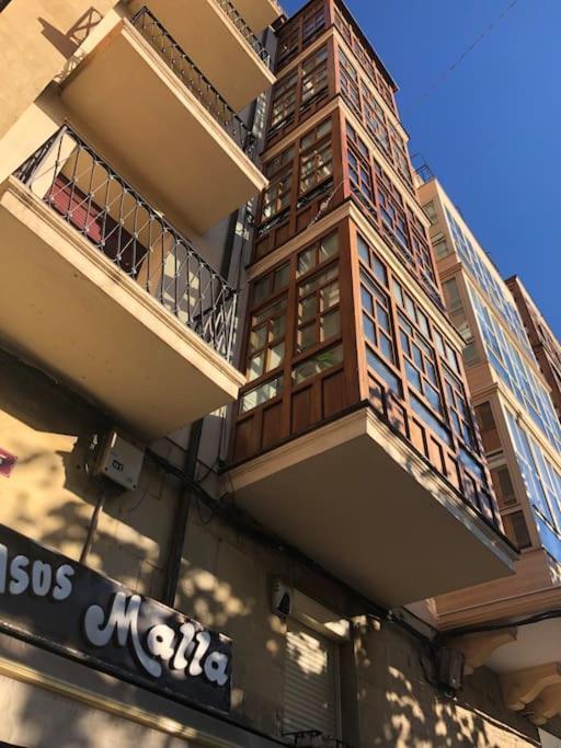 Gran Alojamiento En El Casco Antiguo De Logrono Luaran gambar